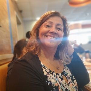 Meet your Posher, Leslie